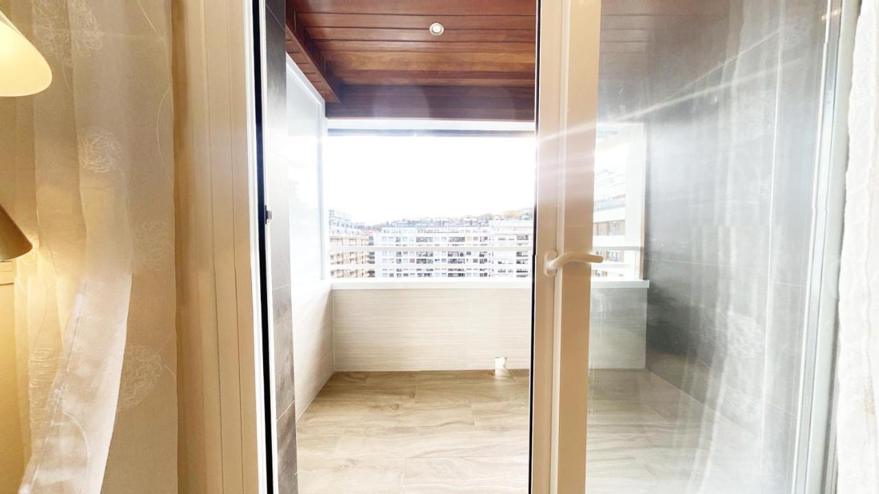 Paradise Luxurious Flat, Free Parking, 3 Double Rooms, Terrace, Jacuzzi, Fully Renovated 圣塞瓦斯蒂安 外观 照片