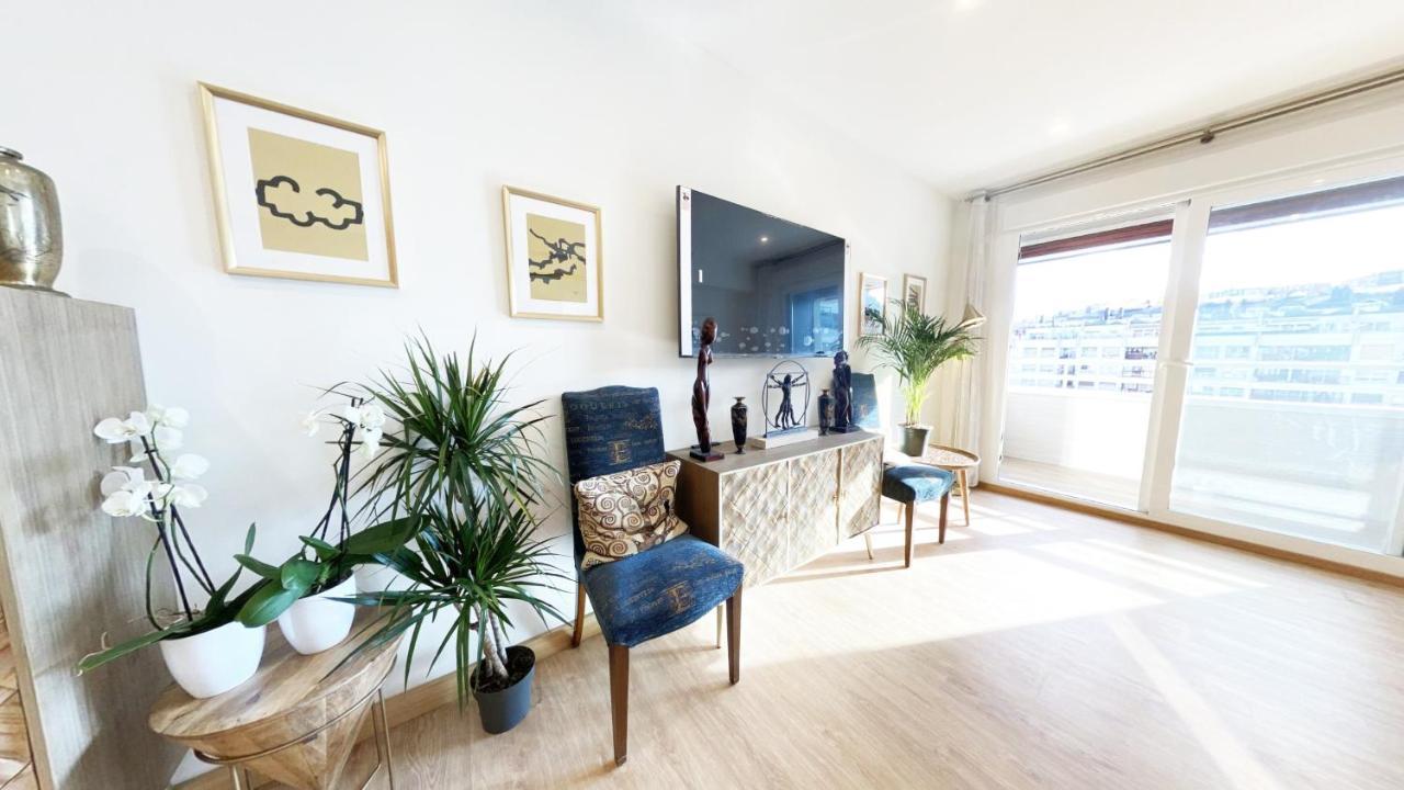 Paradise Luxurious Flat, Free Parking, 3 Double Rooms, Terrace, Jacuzzi, Fully Renovated 圣塞瓦斯蒂安 外观 照片