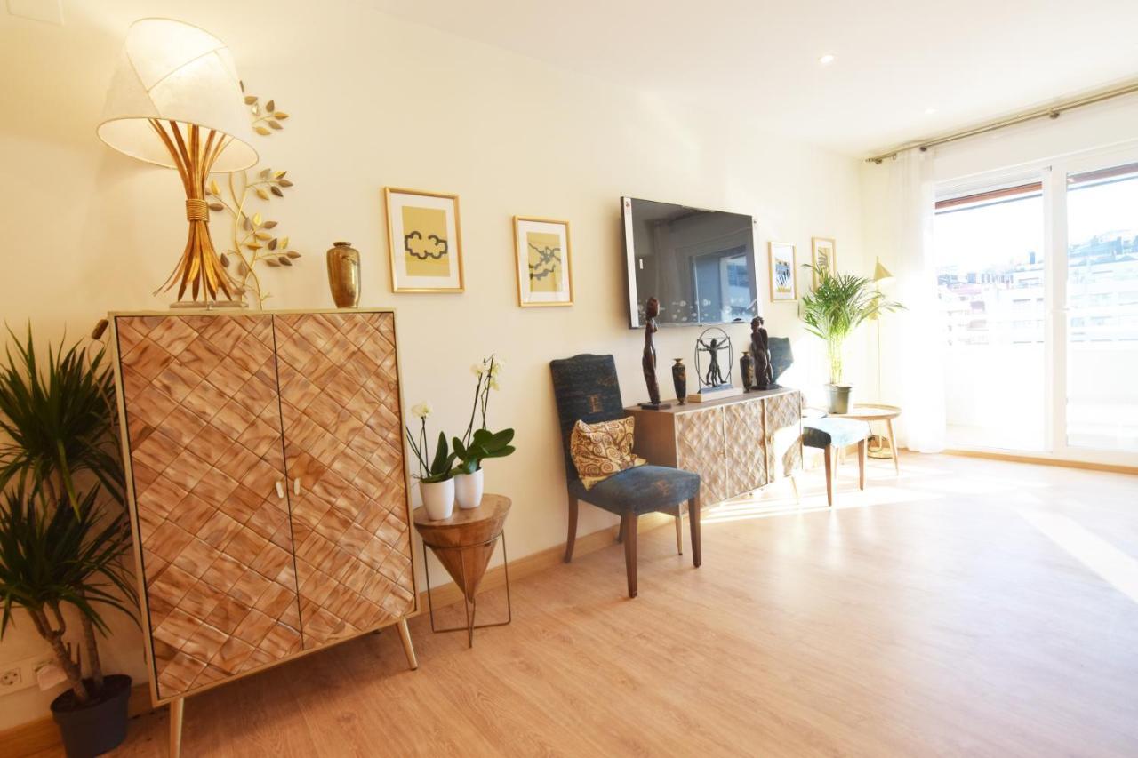Paradise Luxurious Flat, Free Parking, 3 Double Rooms, Terrace, Jacuzzi, Fully Renovated 圣塞瓦斯蒂安 外观 照片