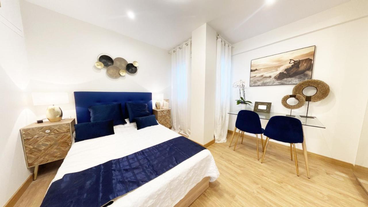 Paradise Luxurious Flat, Free Parking, 3 Double Rooms, Terrace, Jacuzzi, Fully Renovated 圣塞瓦斯蒂安 外观 照片